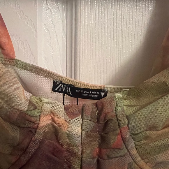 Zara corset style tank - Picture 2 of 3